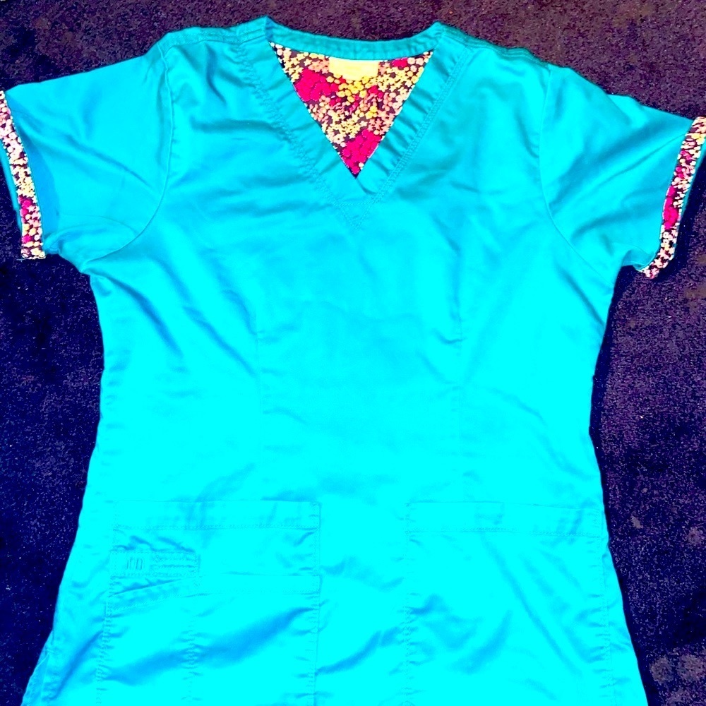 Ladies Scrubs Top